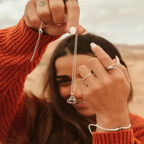 Colar Momentos Eternos - Foto Personalizável + Caixa Rosa Encantada