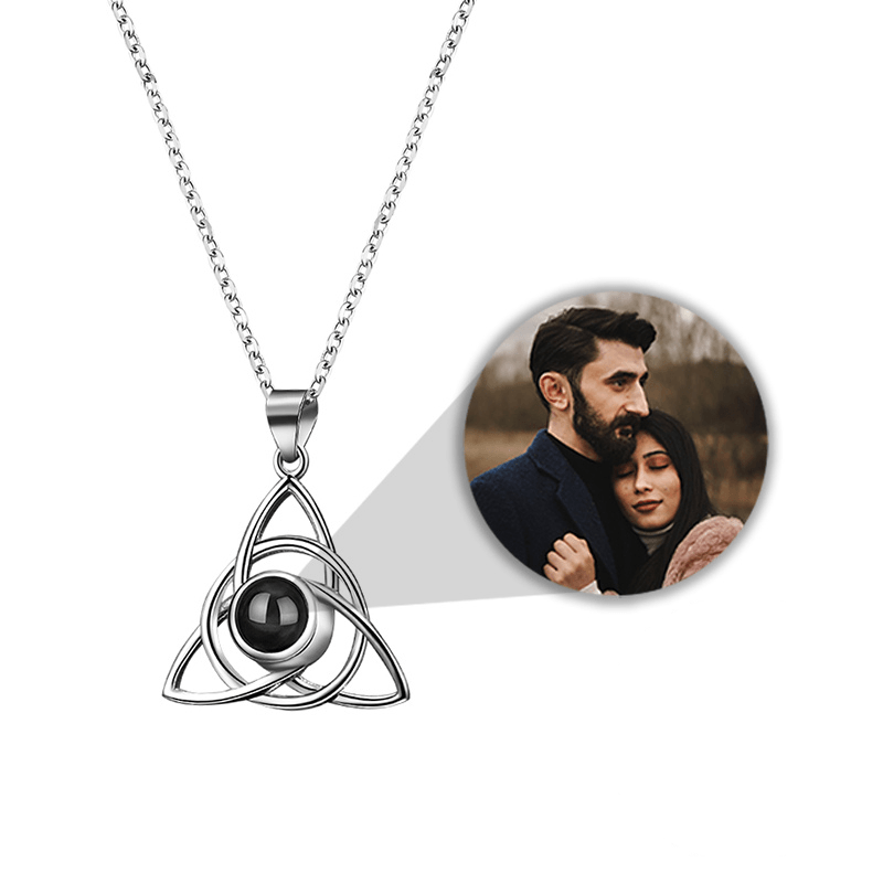 Colar Pirâmide da Eternidade - Foto Personalizável